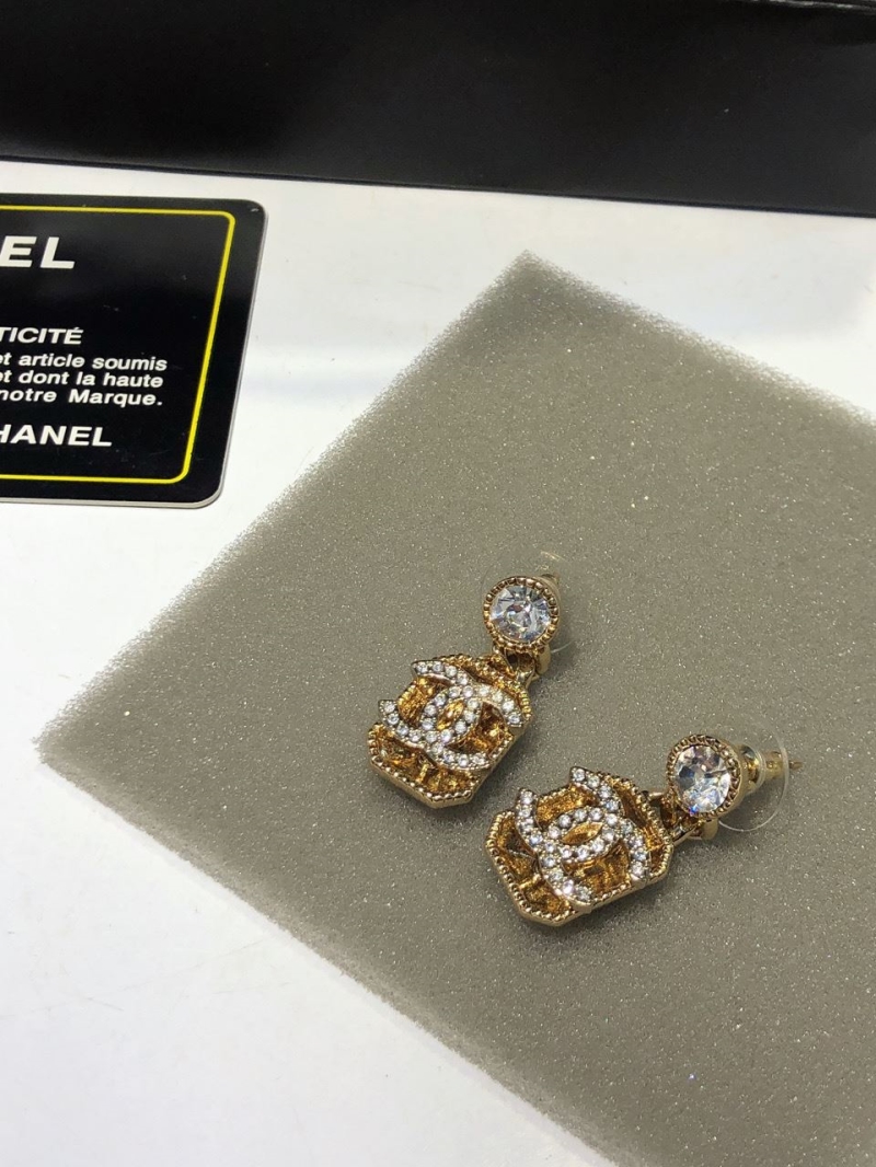 Ch**el earrings